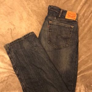 Levi’s 541 Medium Wash Jeans